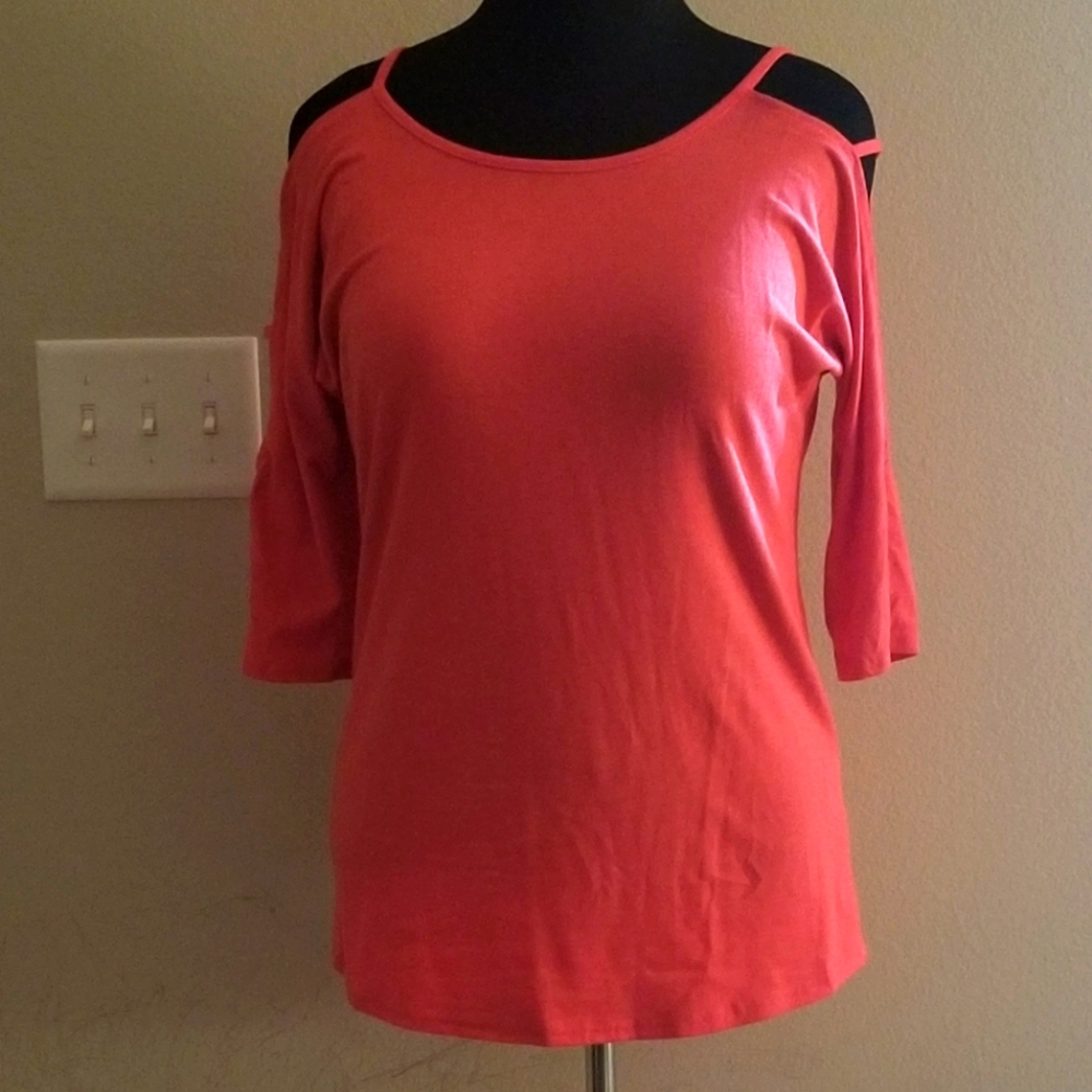 iGenjun pink half long sleeve cold shoulder top size Medium